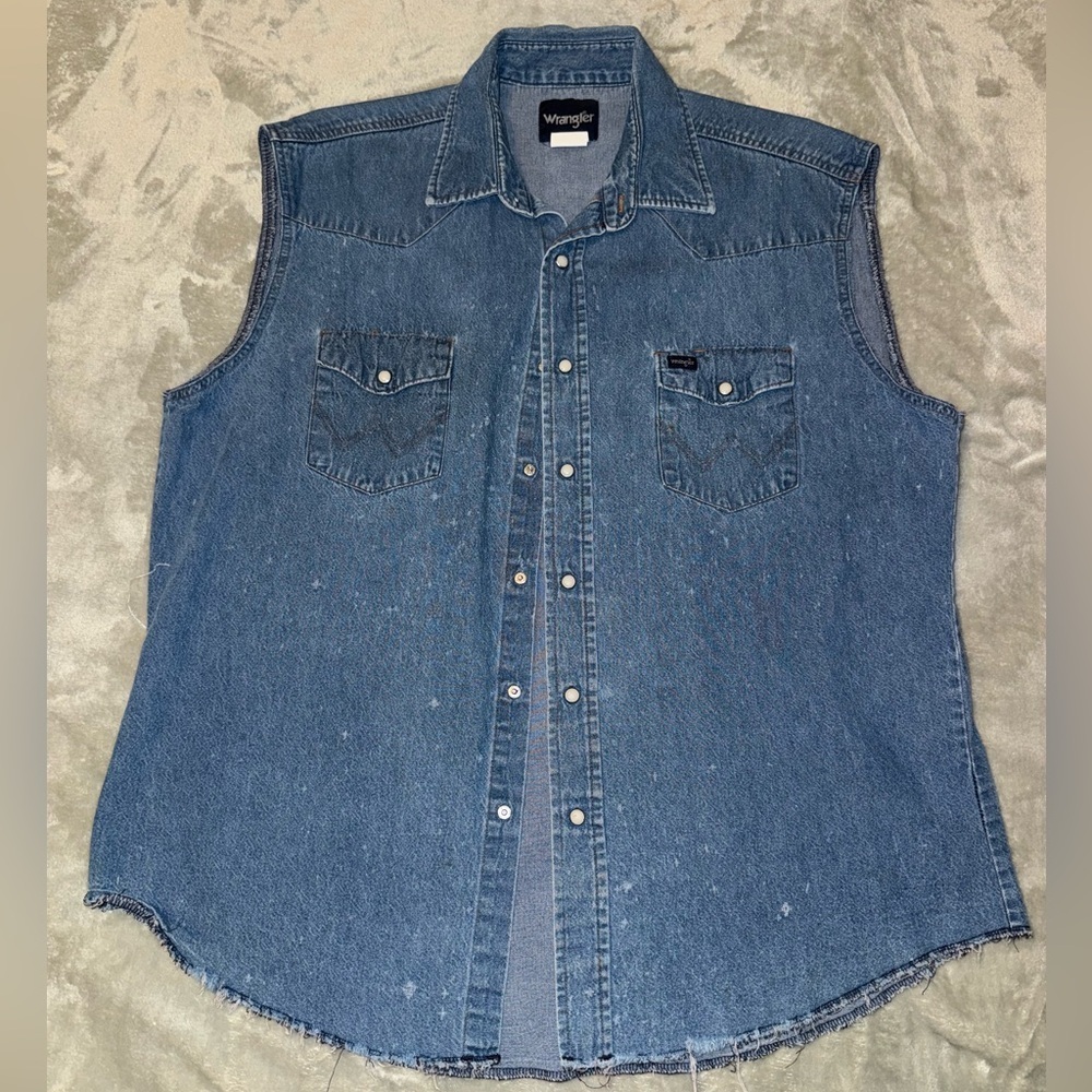 Vintage Wrangler Pearl Snap with Sleeves Cut offf